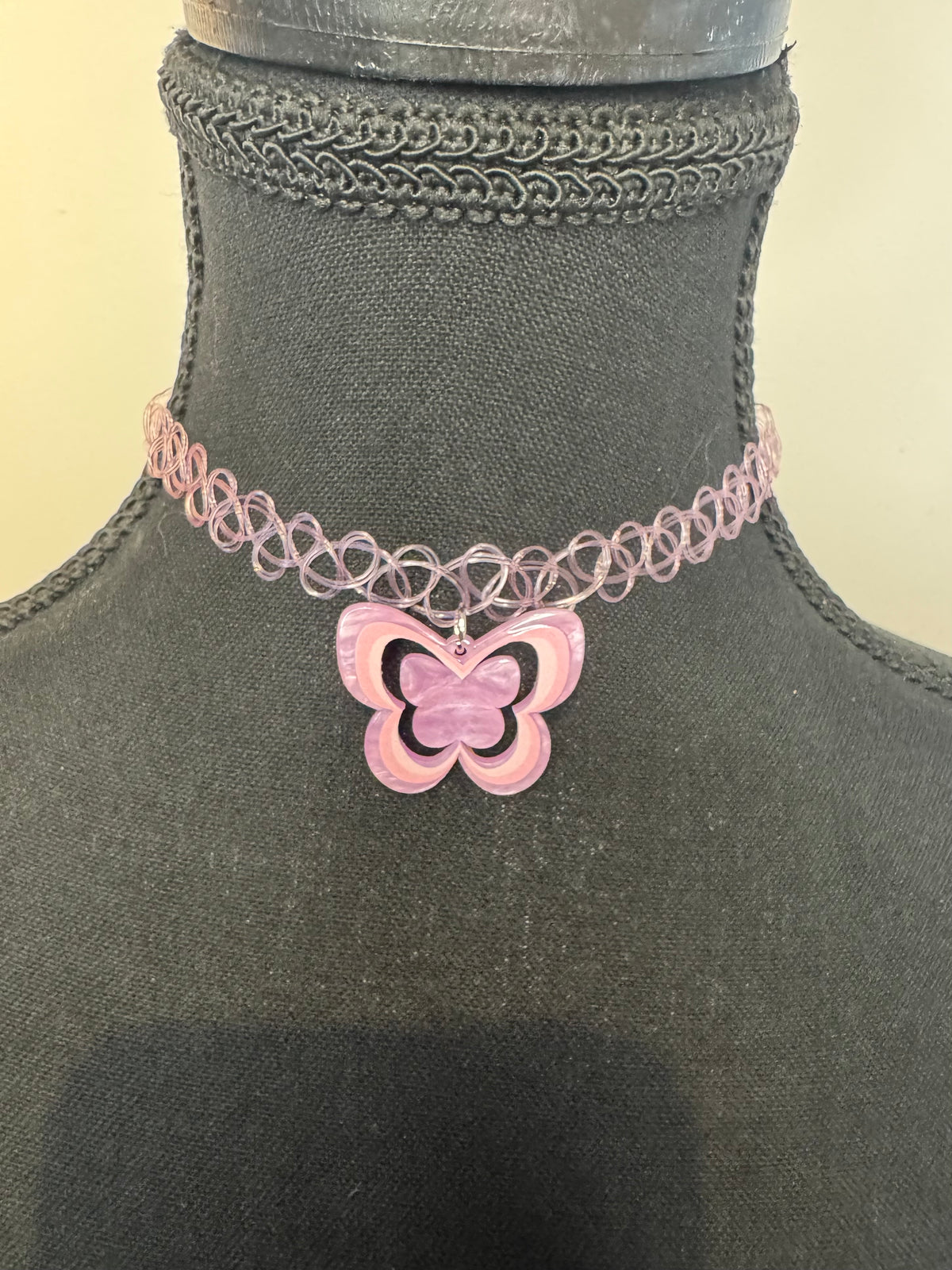 PURPLE BUTTERFLY CHOKER