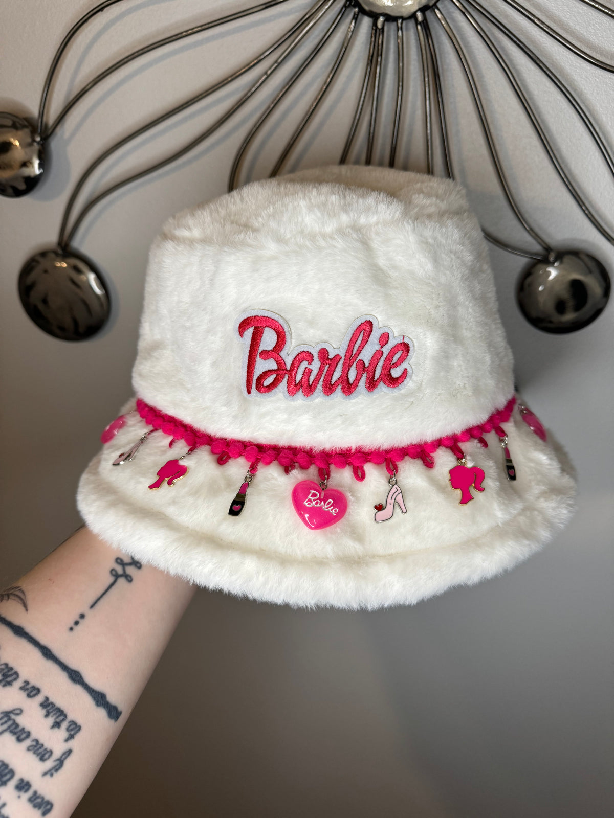 BARBIE INSPIRED FURRY BUCKET HAT