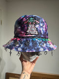 NO BAD TRIPS TIE DYE BUCKET HAT