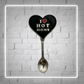 I LOVE HOT MOMS NECKLACE