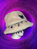 BUTTERFLY FURRY BUCKET HAT