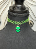 ALIEN GREEN CHOKER