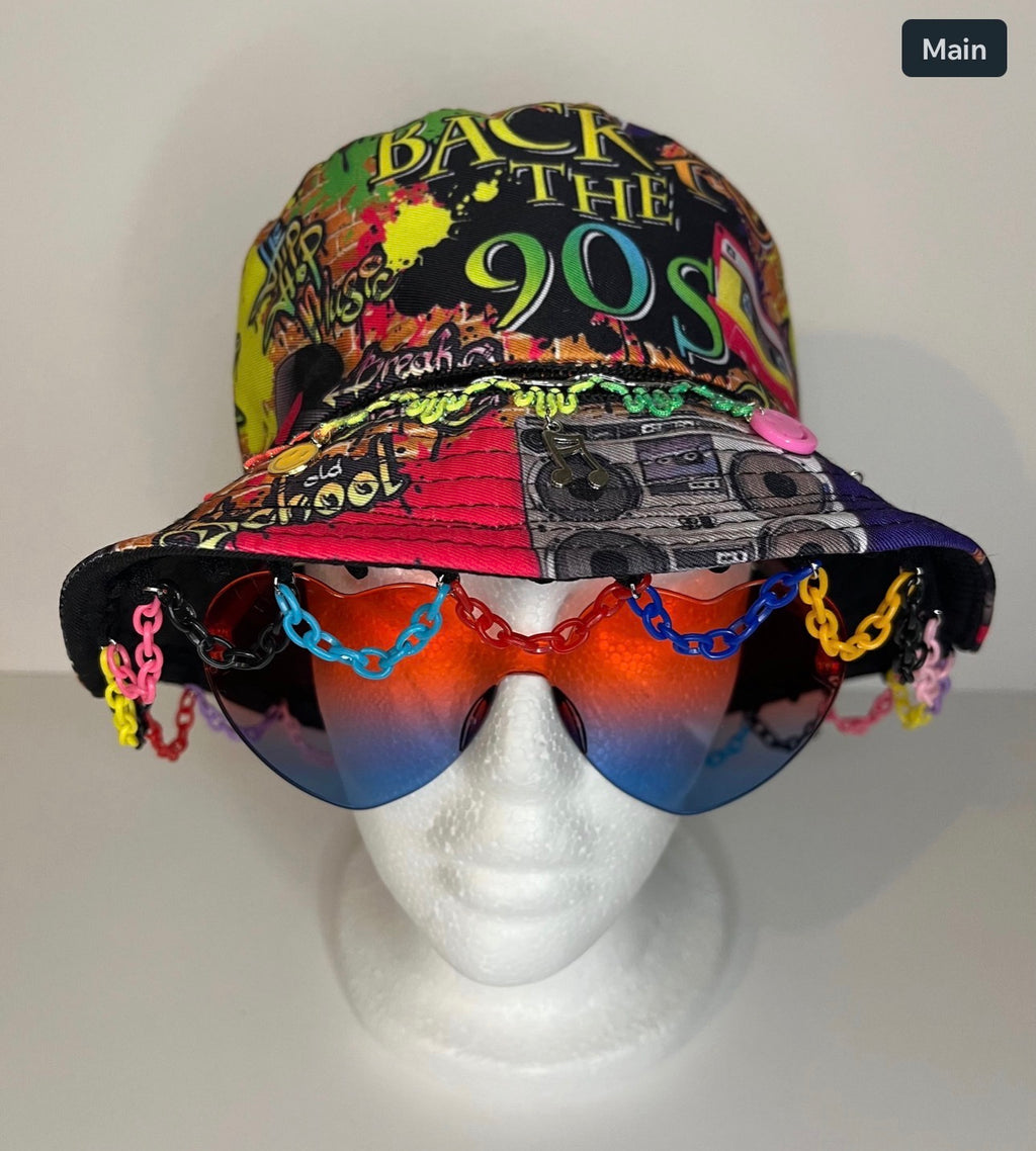 THE 90’S VIBES BUCKET HAT