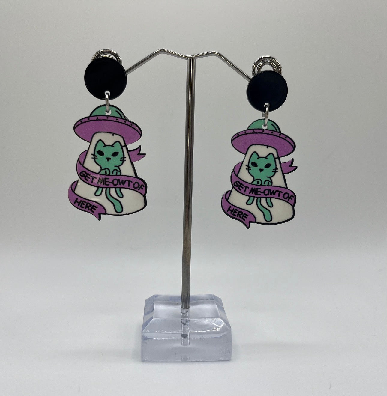 GET ME-OWT OF HERE CAT SPACESHIP EARRINGS