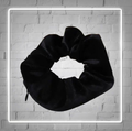 BLACK POCKET SCRUNCHIE