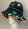ALIEN VIBES BUCKET HAT