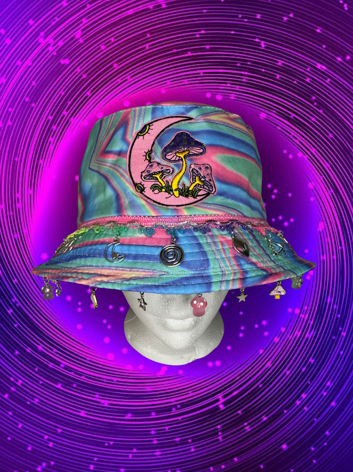 MUSHROOM GALAXY BUCKET HAT