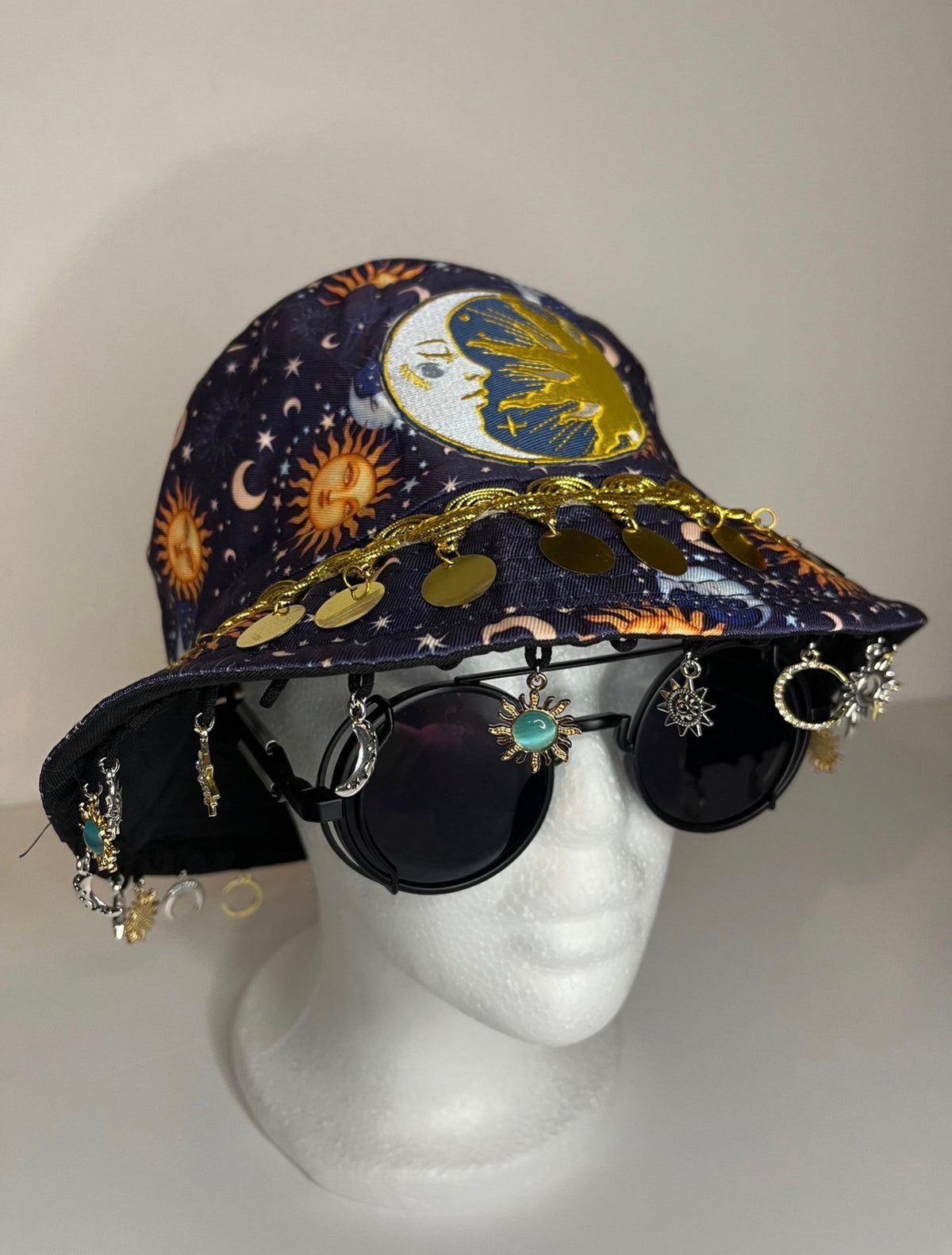 CELESTIAL MOON AND STAR BUCKET HAT