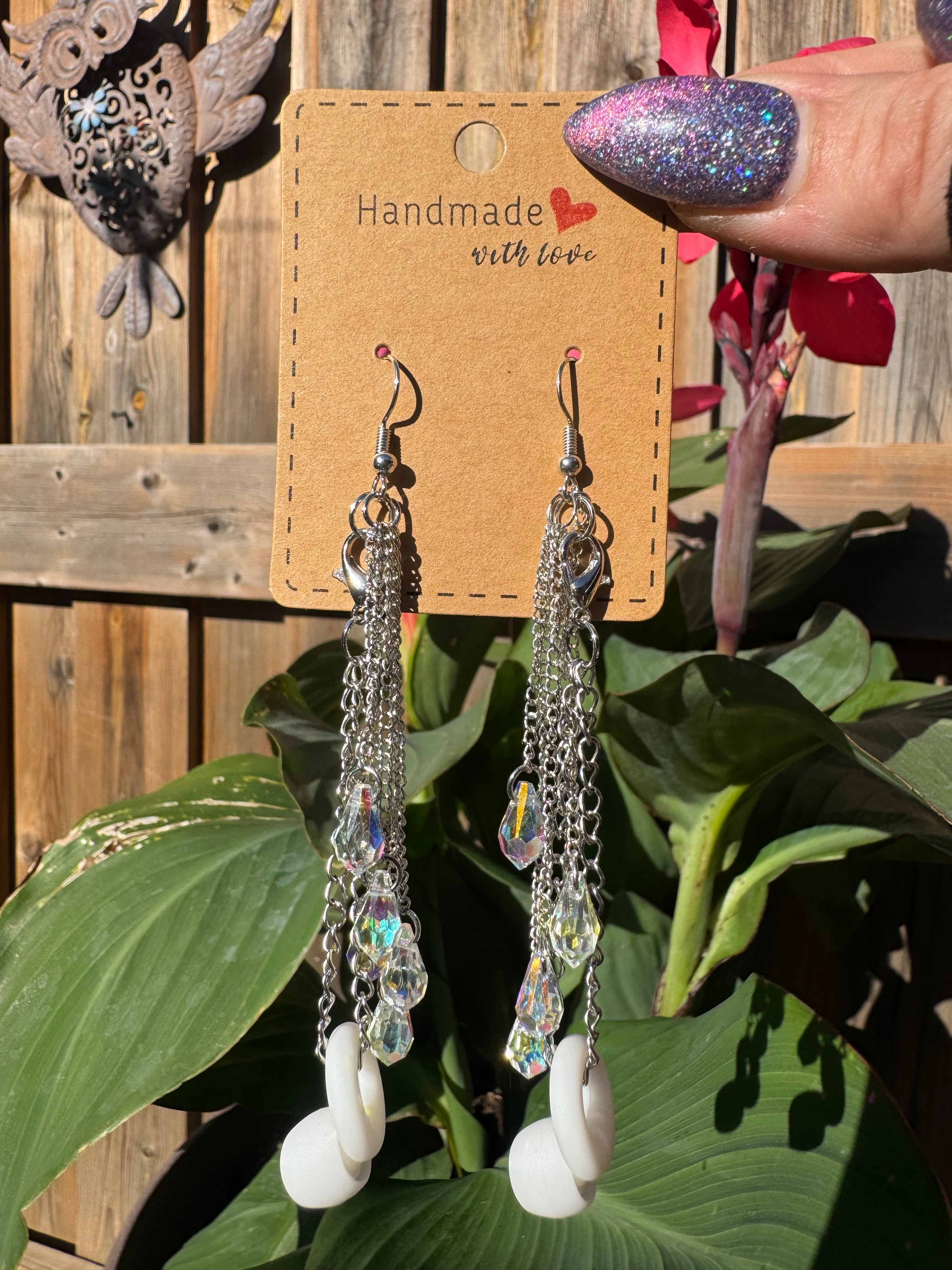 TEARDROP CRYSTAL EARPLUG EARRINGS