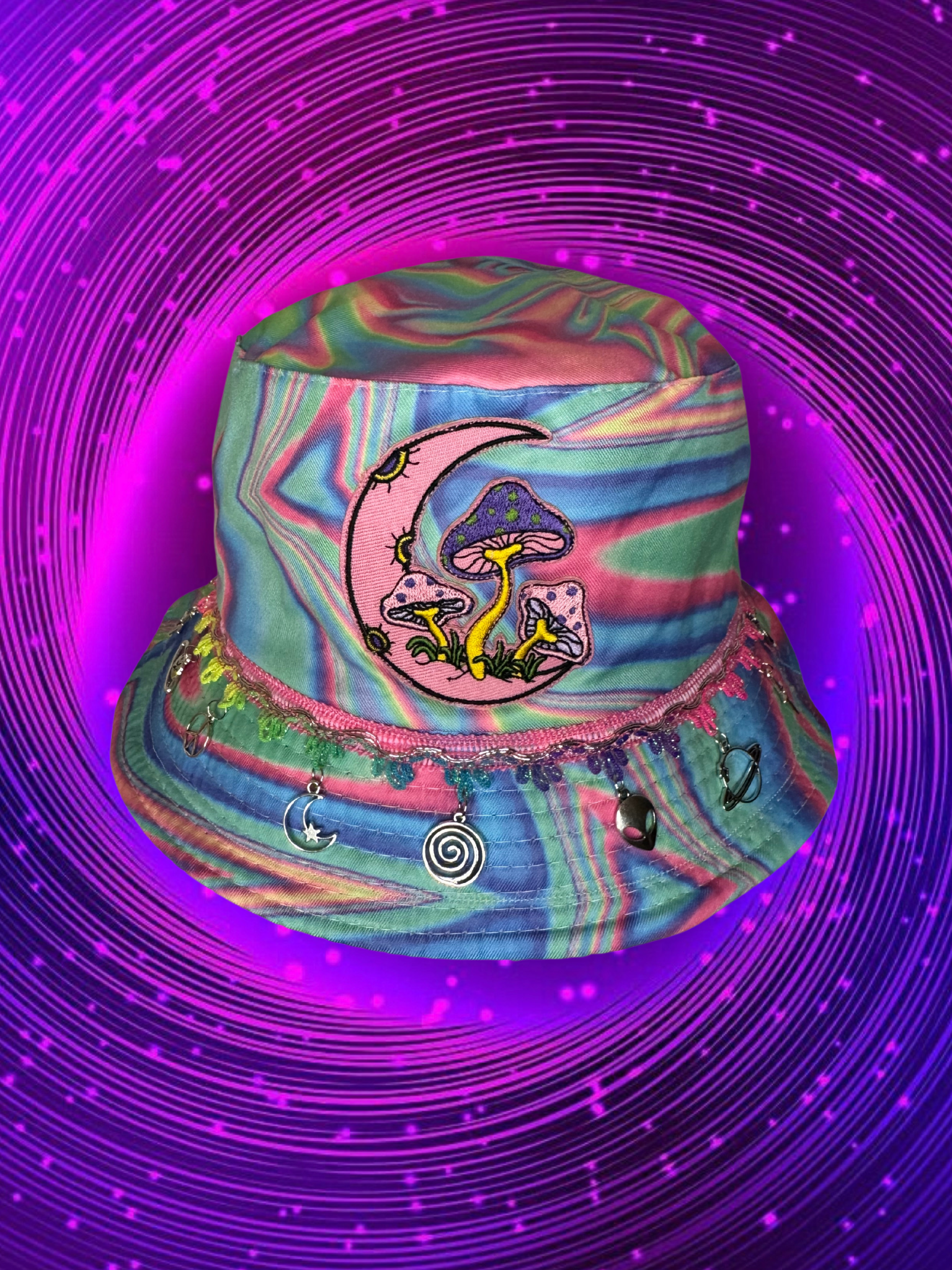 MUSHROOM GALAXY BUCKET HAT