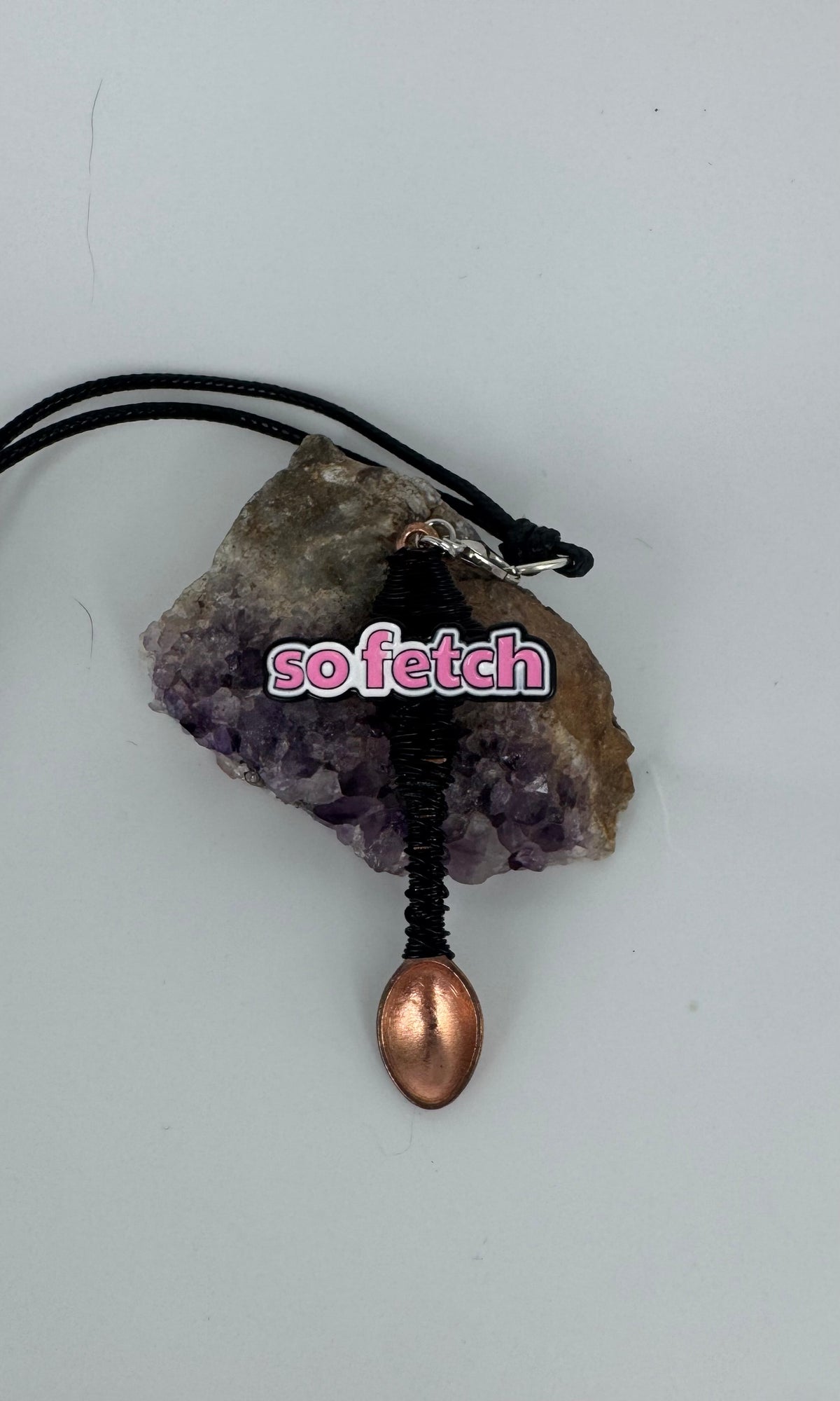 SO FETCH NECKLACE