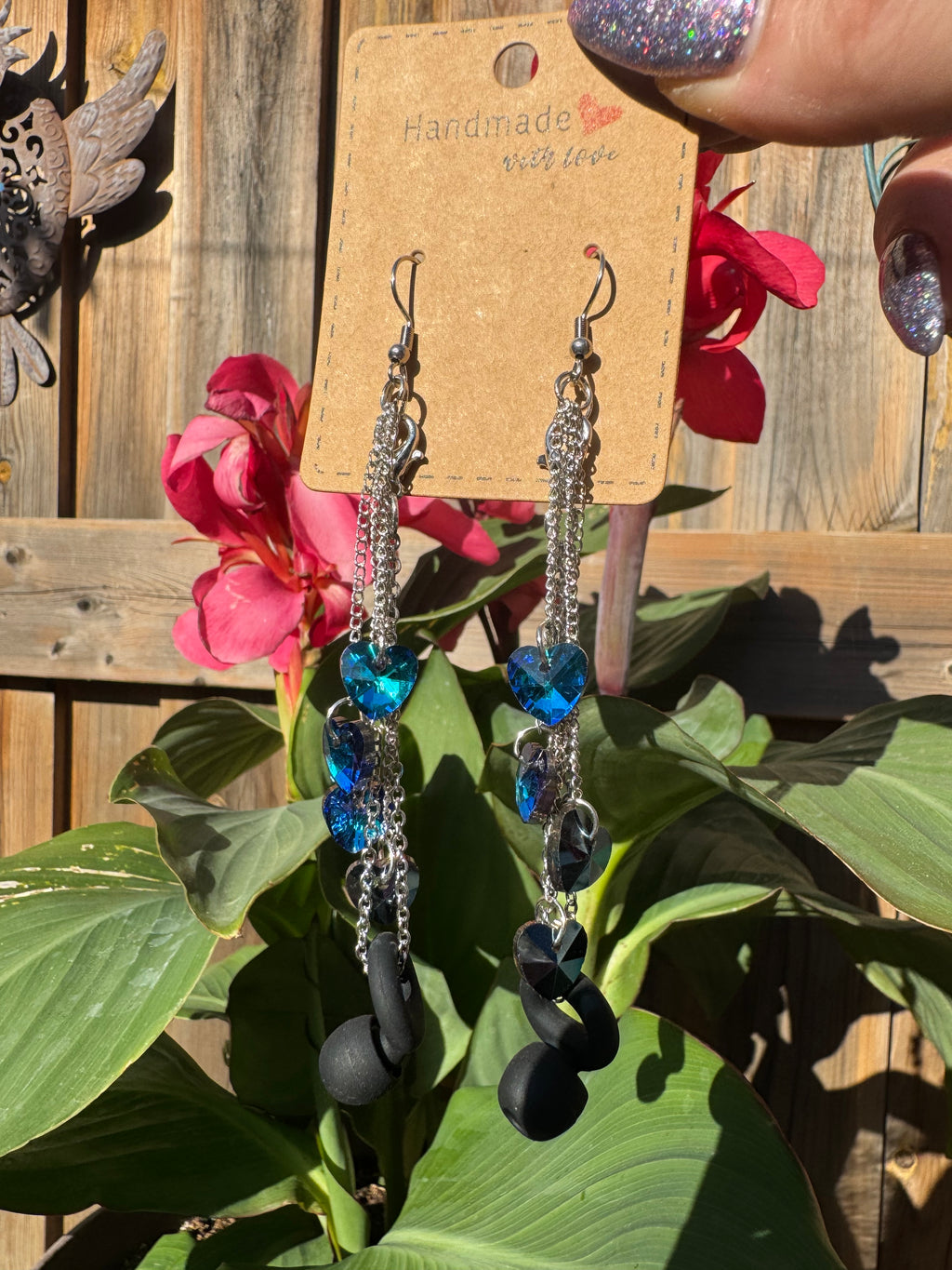 ROYAL BLUE HEARTS EARPLUG EARRINGS