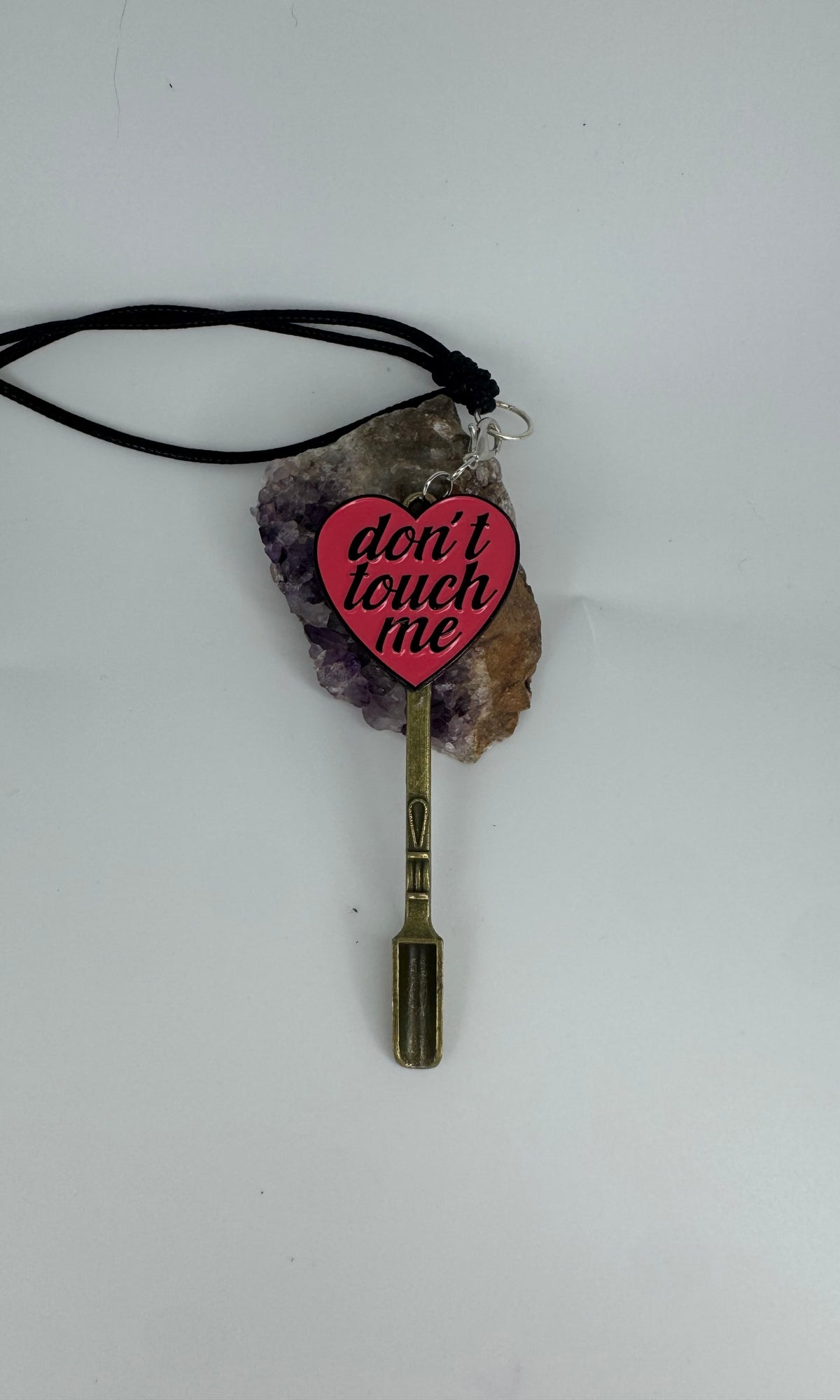 DON’T TOUCH ME NECKLACE