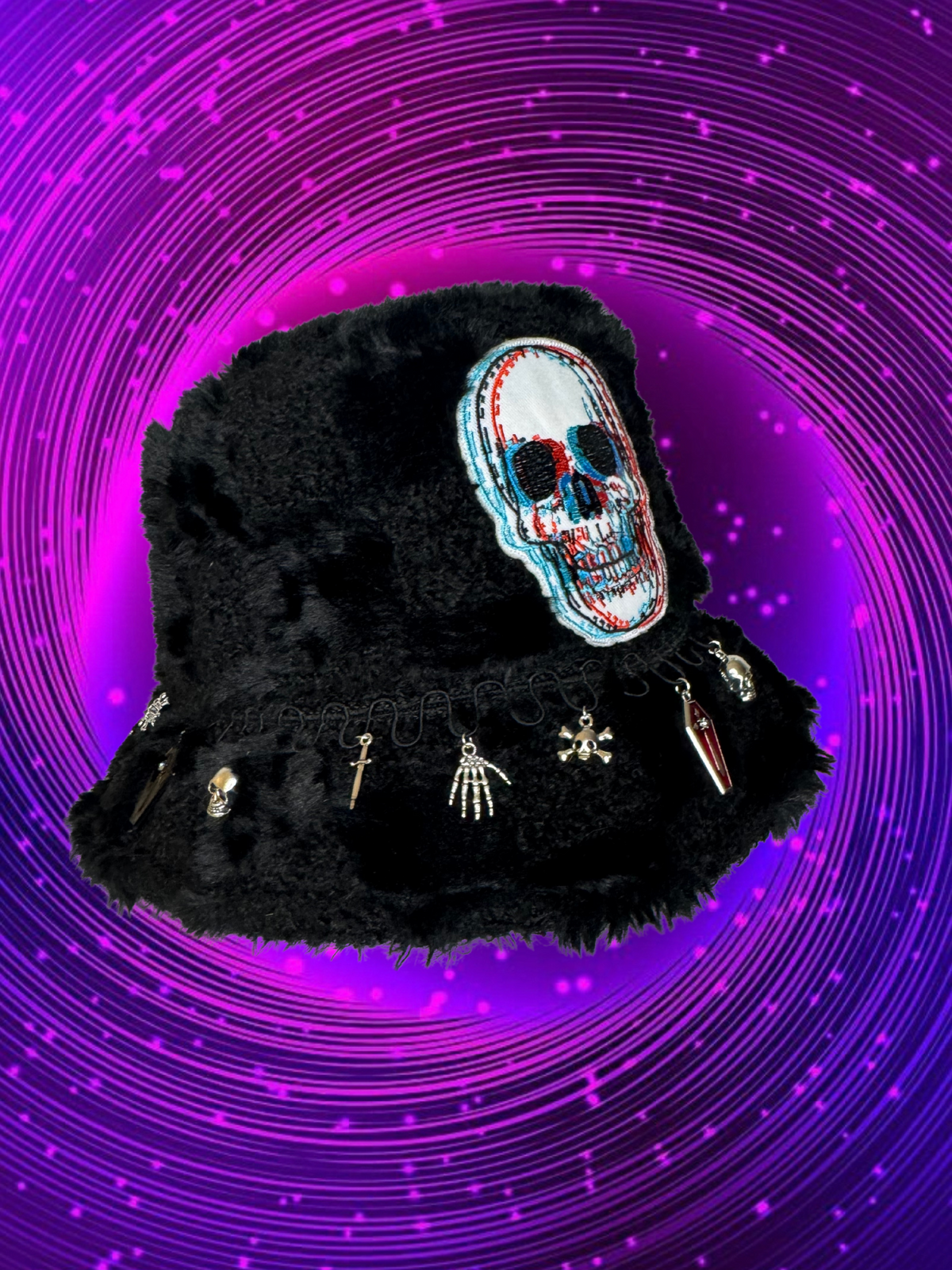 SKULL FURRY BUCKET HAT