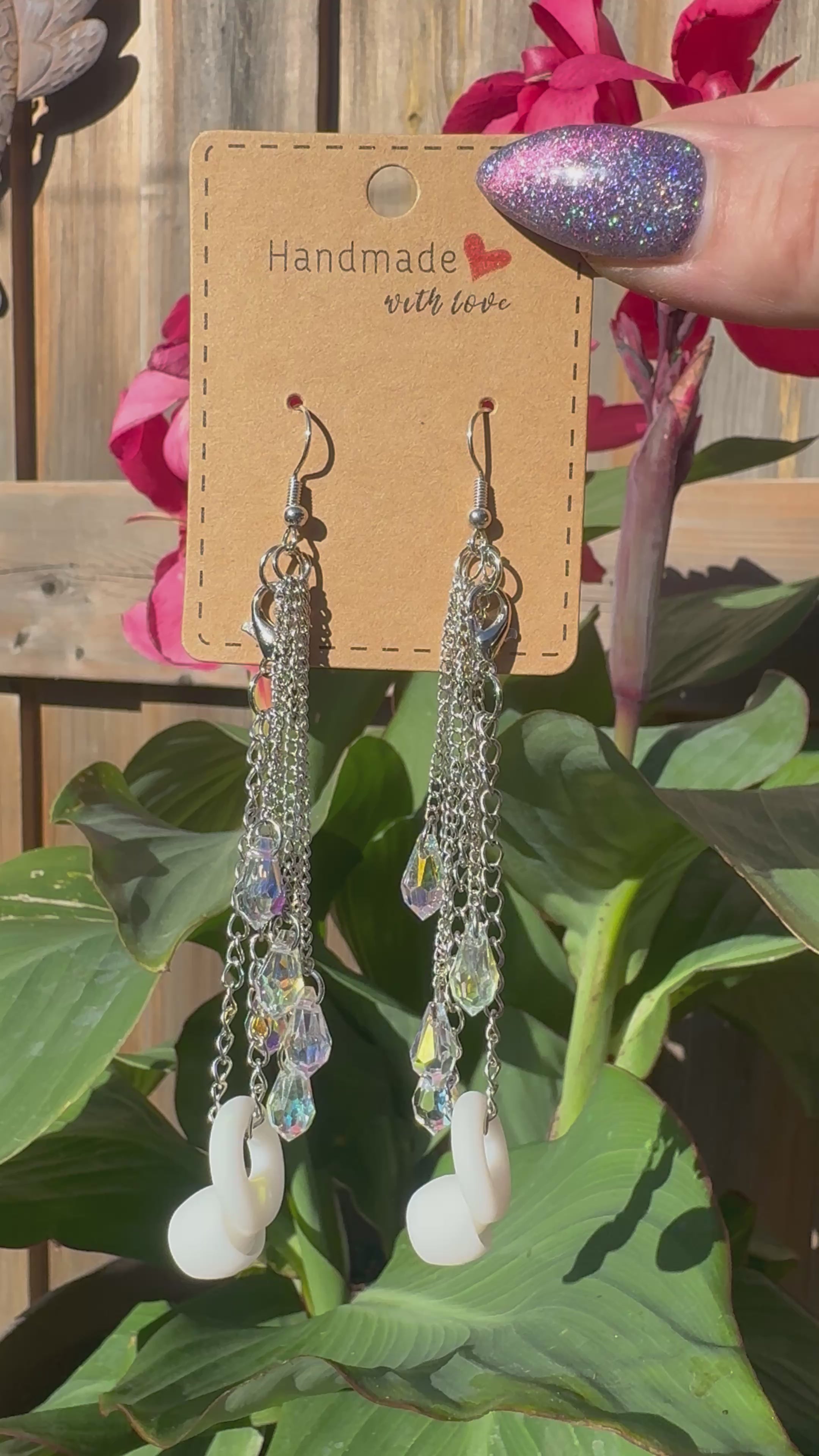 TEARDROP CRYSTAL EARPLUG EARRINGS