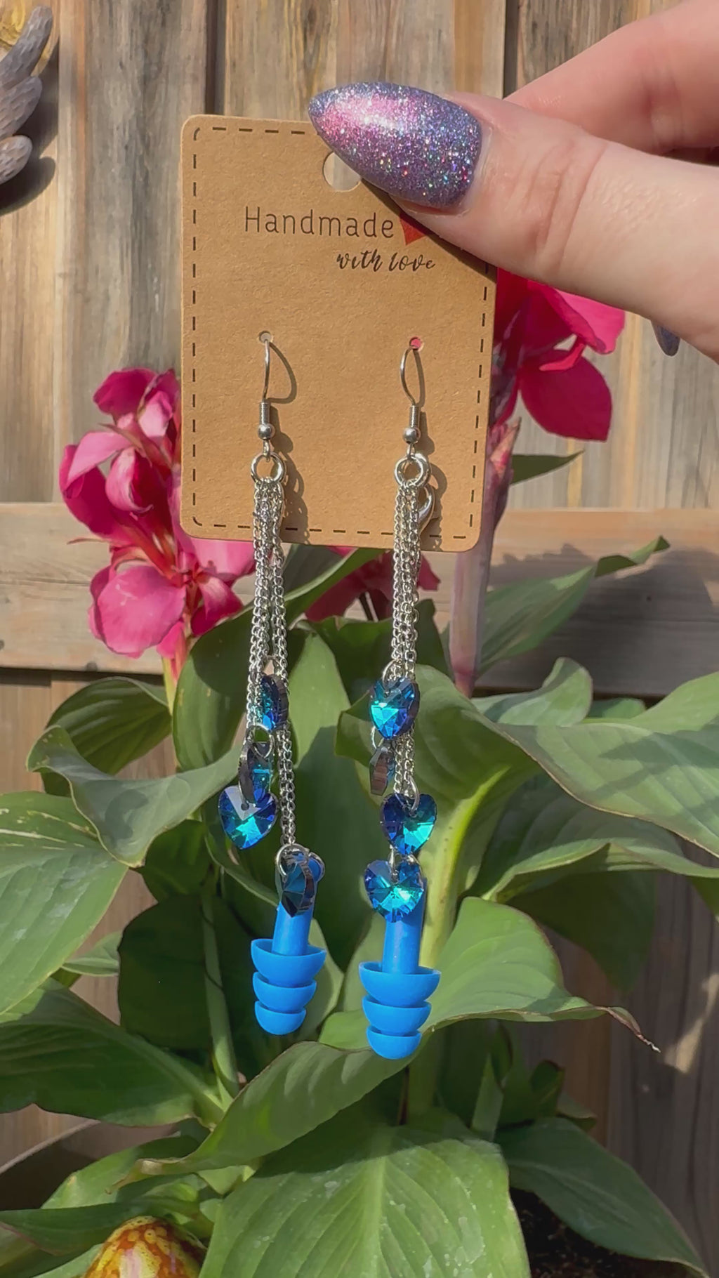 CRYSTAL BLUE HEARTS EARPLUG EARRINGS