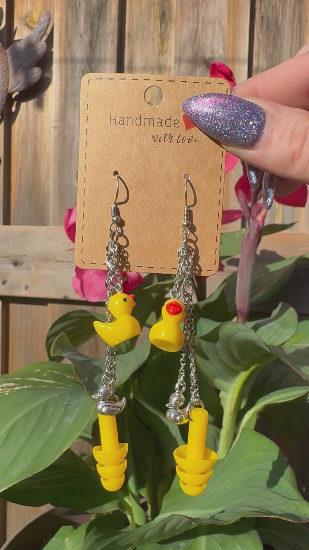 DUCKIE EARPLUG EARRINGS