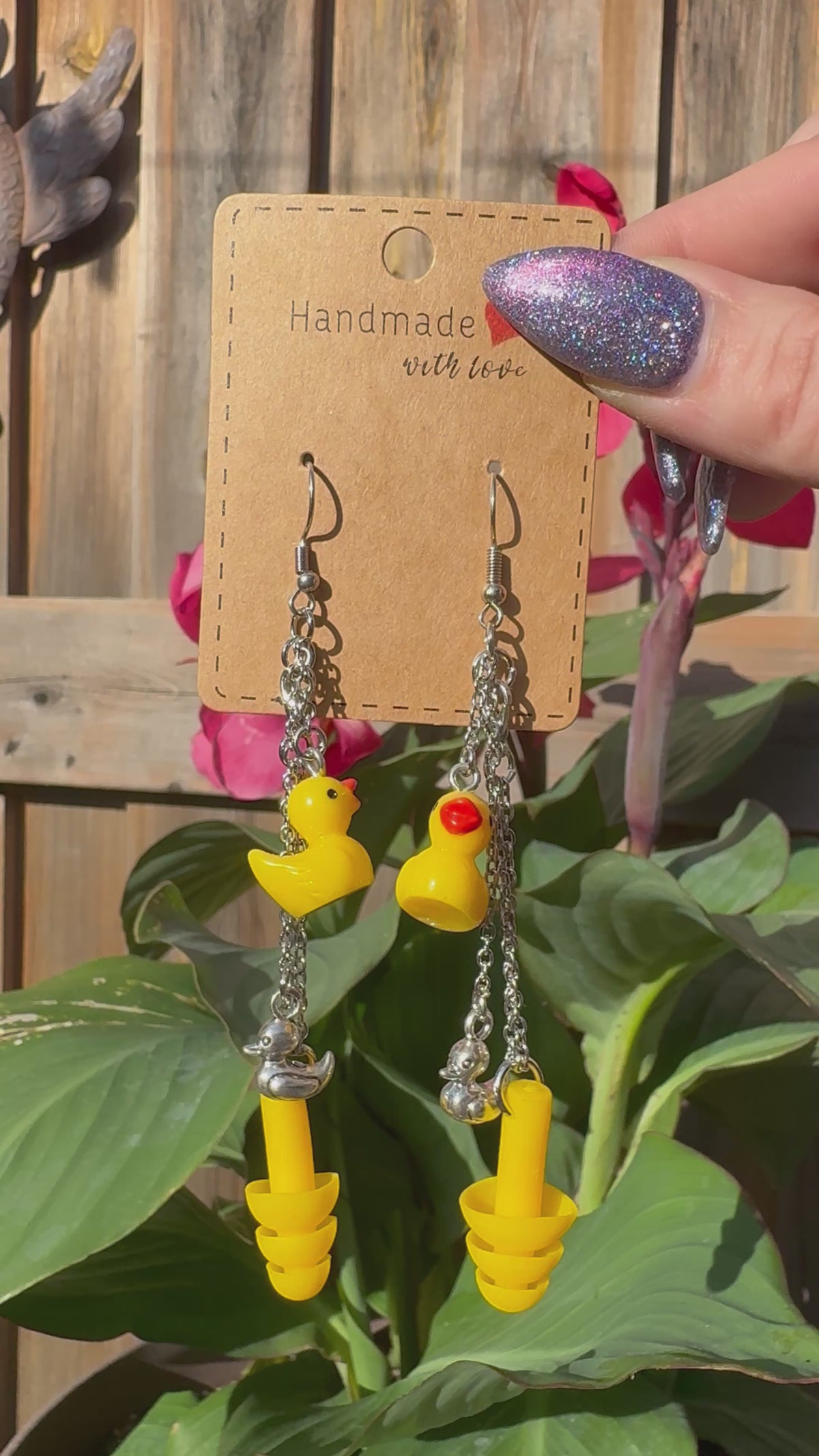 DUCKIE EARPLUG EARRINGS