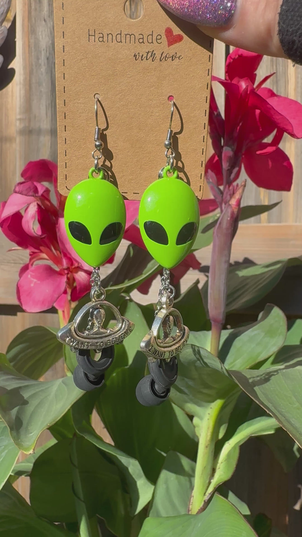 ALIEN SPACESHIP EARPLUG EARRINGS