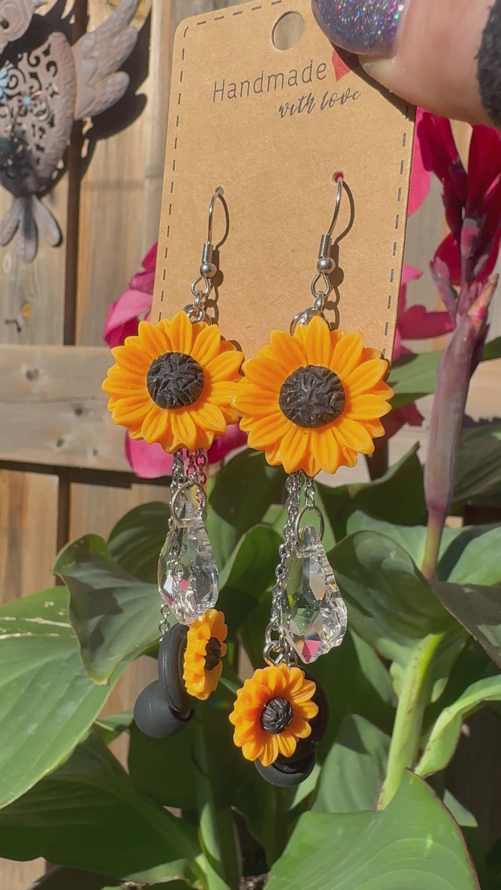 SUNFLOWER EARPLUG EARRINGS